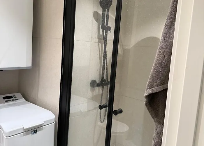 Newly Renovated Cozy In Helsfyr! * אוסלו